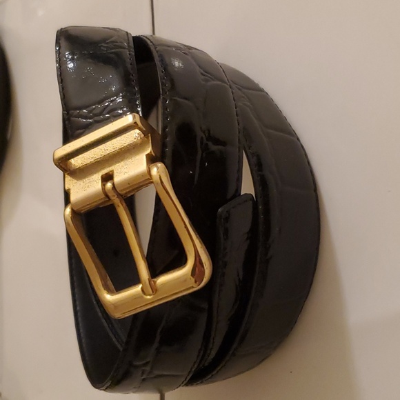 New without tags genuine leather womens black belt size 42" - Picture 2 of 5